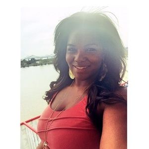 Meet your Posher, Kelli